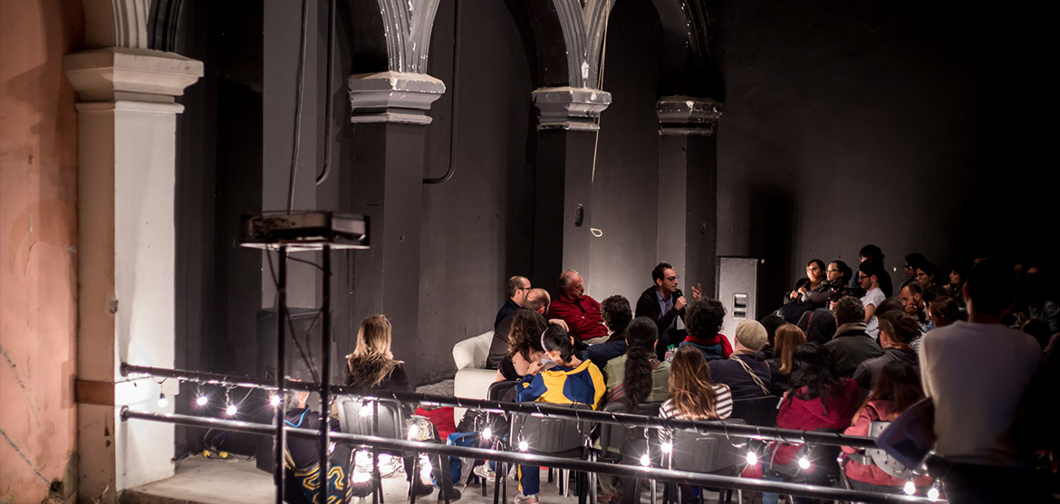 Fotografías tomadas en el diálogo de fotografía en ODEON