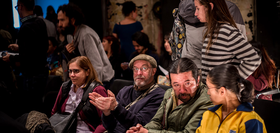 Fotografías tomadas en el diálogo de fotografía en ODEON