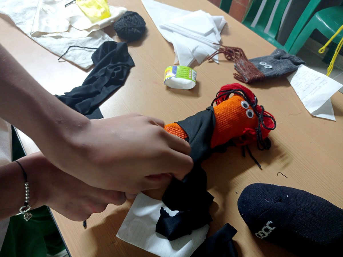 Los niños, las niñas y los adolescentes de Medellín usan sus ‘poderes’ para contar y evitar la violencia