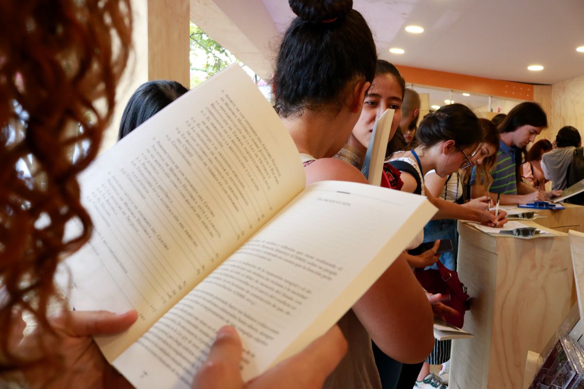 CNMH y Universidad Distrital firman convenio de cooperación