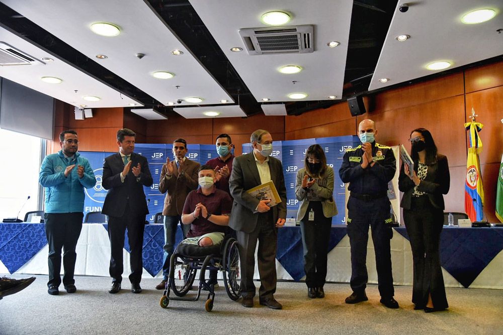 Gobierno documentó ante la JEP la victimización de 70.980 policías