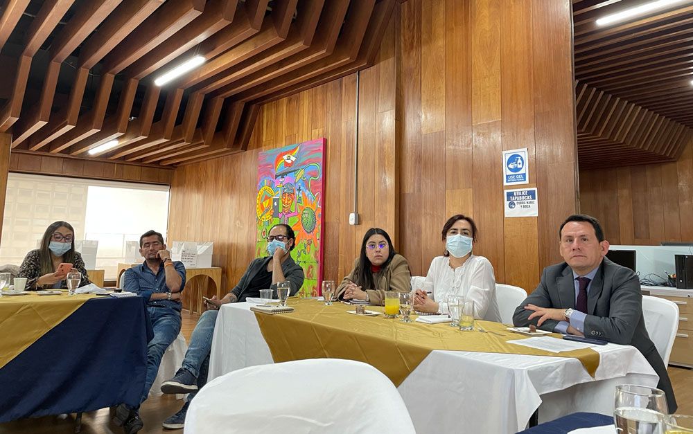 Fotografia de capacitación manejo del Obsevatorio de Memoria y Conflicto