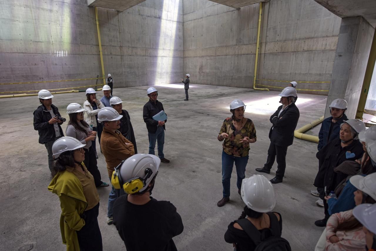 personas reunidas en el Museo de la memoria