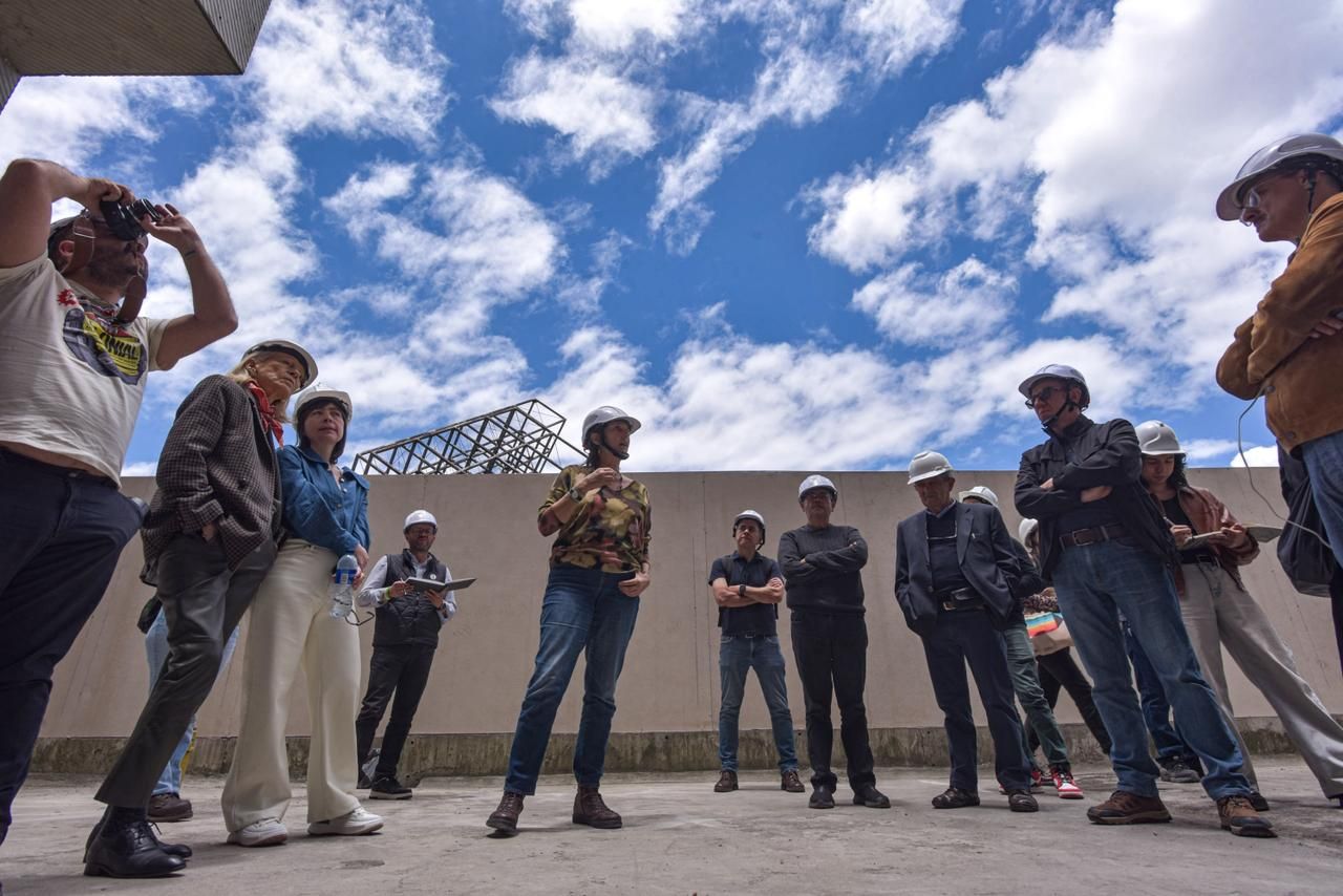 personas reunidas en el Museo de la memoria