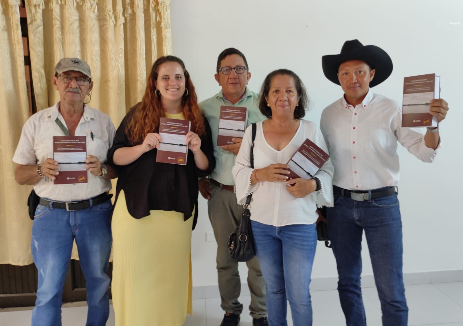 “Gracias a este informe ya no estamos en el olvido”: dijo víctima en el lanzamiento de la investigación sobre el Bloque Vencedores de Arauca