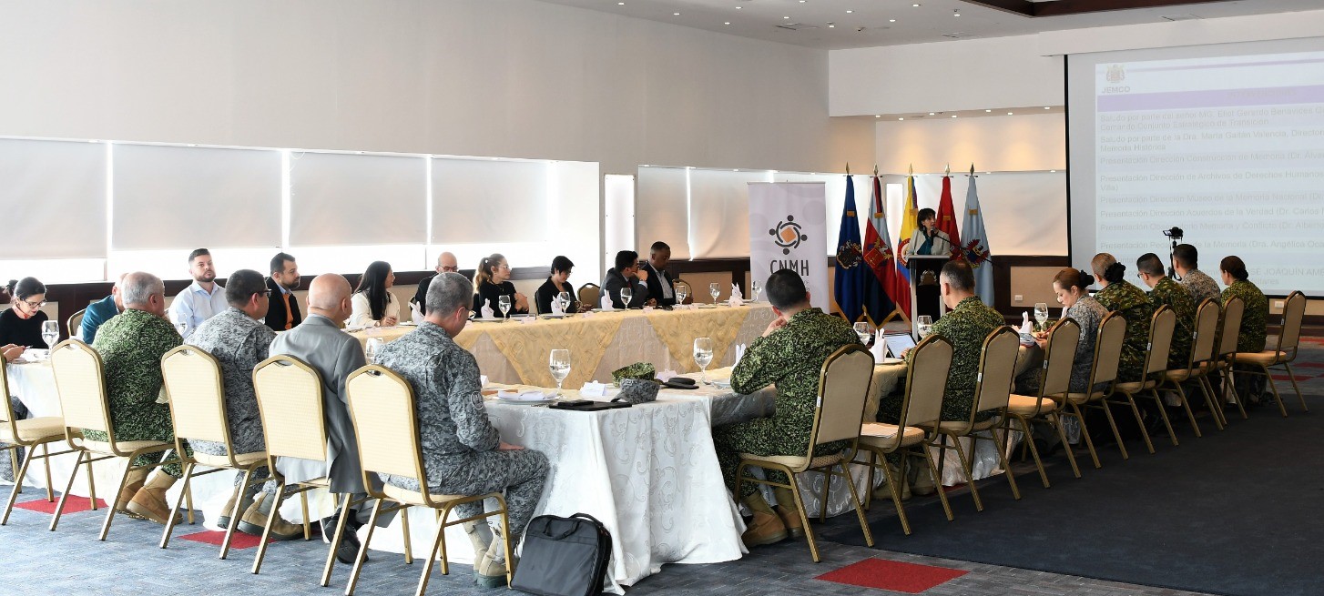 El Centro Nacional de Memoria Histórica y las Fuerzas Militares de Colombia unen esfuerzos para preservar la memoria histórica de Colombia