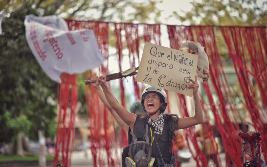 La conferencia sobre el estallido social trajo memorias de un reclamo por el cambio