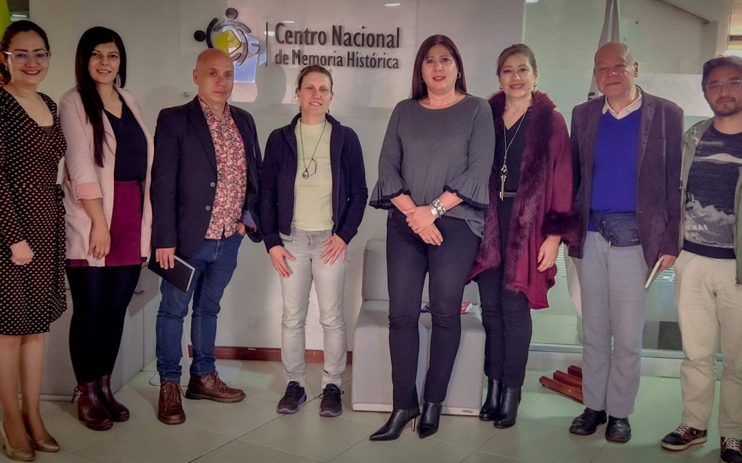 El equipo directivo del CNMH recibió la visita de la señora Nicole Hofmann, asesora técnica para asuntos de paz y seguridad del Ministerio Federal de Cooperación Económica y Desarrollo de Alemania.