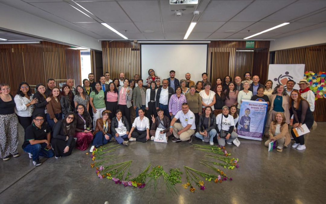 «Somos voces, somos memorias – 2025»: un homenaje a la verdad y a la memoria histórica de Colombia