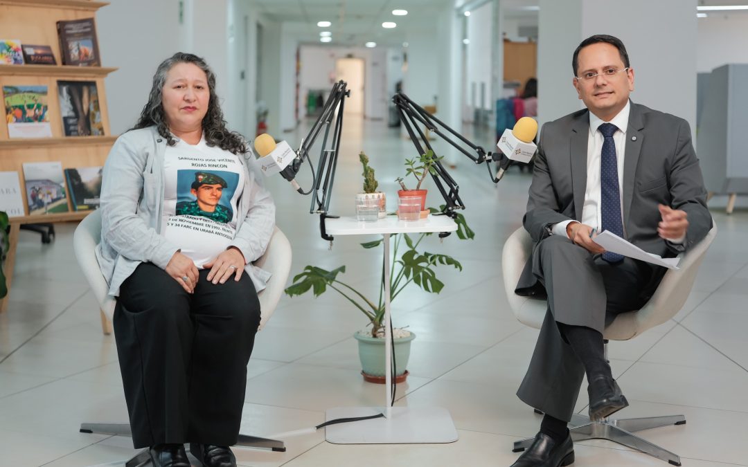 Visita de la líder Esperanza Rojas, esposa del sargento José Vicente Rojas, desaparecido hace 34 años por las FARC-EP